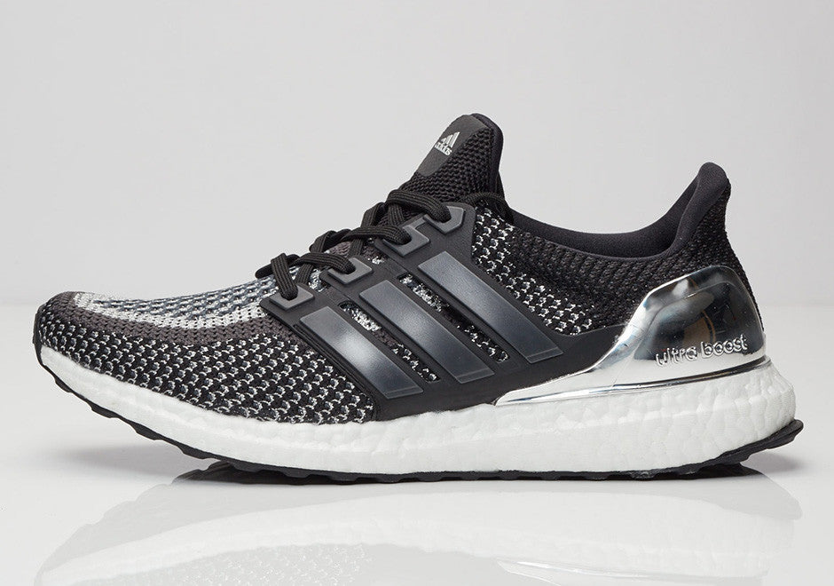 How To Lace Your Sneakers / Swap Your Shoe Laces : ADIDAS Ultra Boost Silver Medal